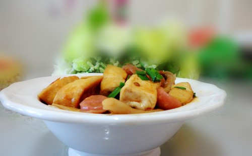豆腐蘑菇一锅烩菜谱的做法